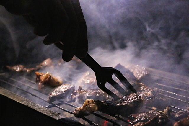 烤肉必備食材推薦：讓你的燒烤派對更完美！